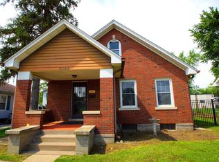 2128 Bellevue Ave, Bettendorf, IA