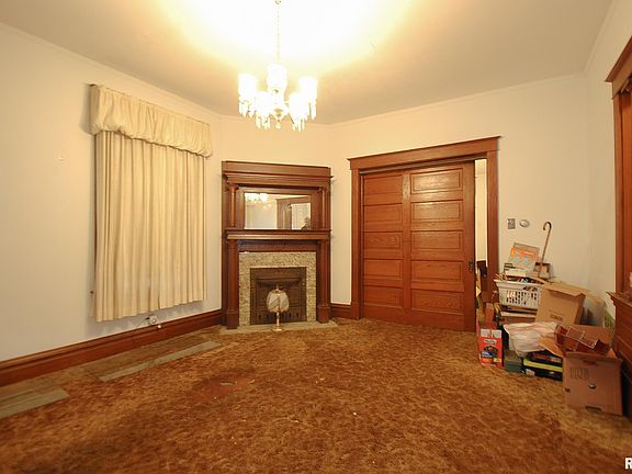 5th image of 2501 NE Madison Ave