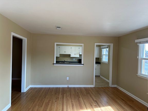 3rd image of 1803 N Weber St