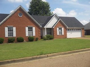 6682 Autumn Wood Cv, Memphis, TN 38141