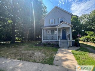 61 Lincoln Ave, Jamesburg, NJ 08831