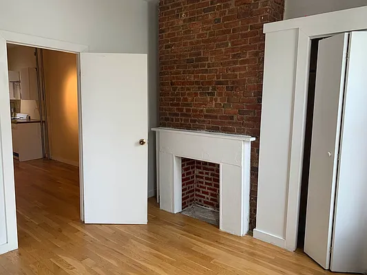 Rented by Ulas Real Estates Inc | media 22