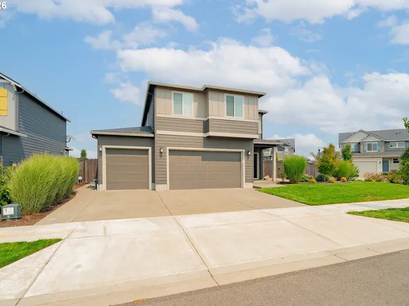8738 N 1st St, Ridgefield, WA 98642