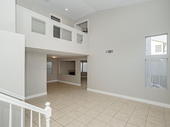 5th image of 8104 Sundown Vista Ave