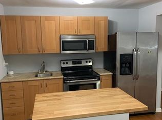 545 S Limestone #202, Lexington, KY 40508