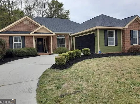 141 Simsbury Ln, Macon, GA 31220