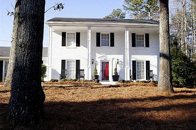 1st image of 305 Craig Dr