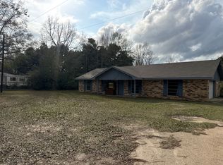 16990 Lake Charles Hwy, Leesville, LA 71446