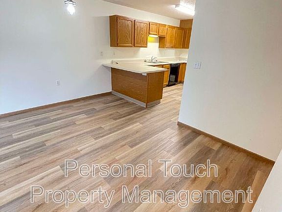 4th image of 455 22nd St E Unit C
