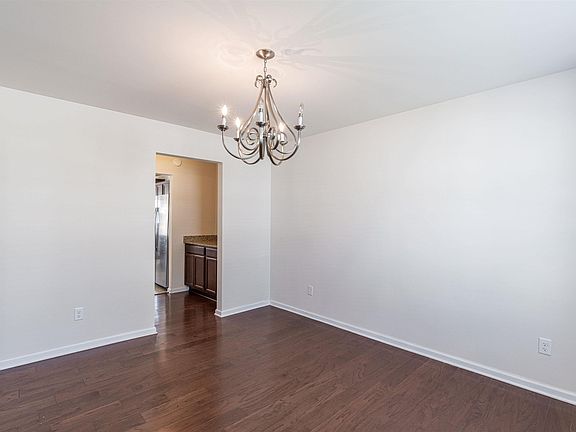 5th image of 1059 Heart Pine Dr