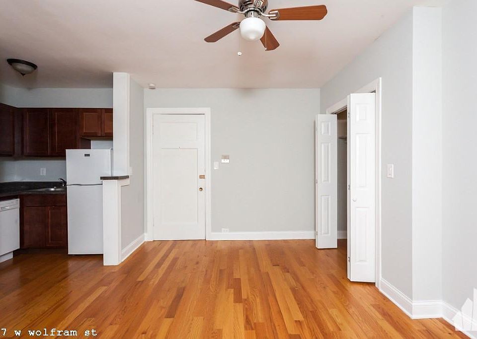 1st image of 837 W Wolfram St #223