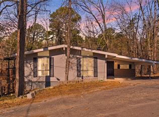 8 Platz Ln, Bella Vista, AR 72714