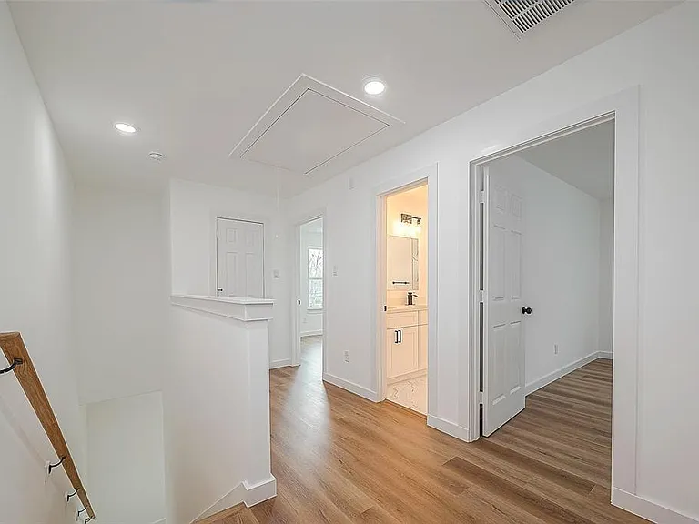 8212 Sparta St — Photo 14