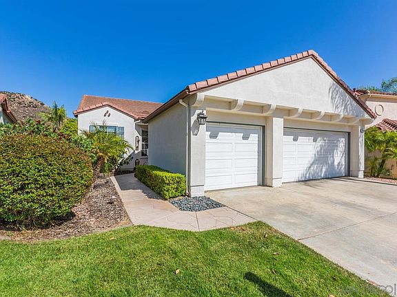 2nd image of 3131 Olive Knoll Pl