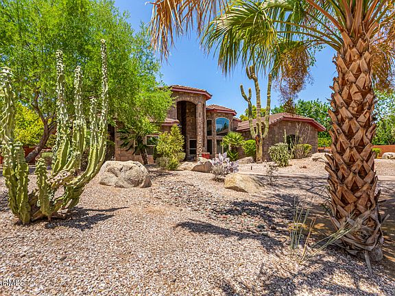 5th image of 8606 S DORSEY Lane