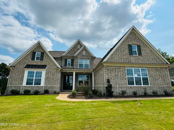 9533 McElroy Farms Dr, Olive Branch, MS 38654