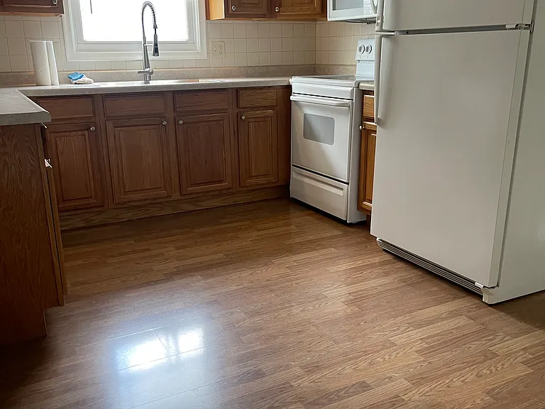3217 S 131st Cir — Photo 7