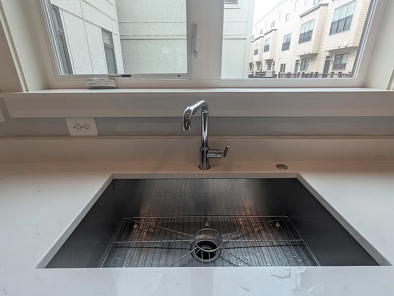 8087 Tribeca St — Photo 10