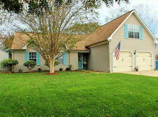 808 Ringfield Rd, Virginia Beach, VA 23454