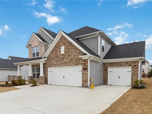 307 Ernest Ave, Peachtree City, GA 30269