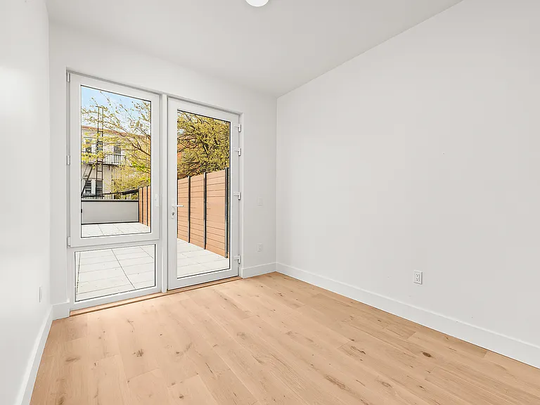 343 Himrod St #252 — Photo 4