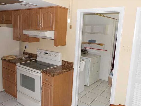 3rd image of 4260 NW 51st Ave