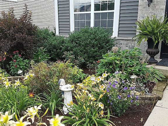 2nd image of 3007 Handley Dr