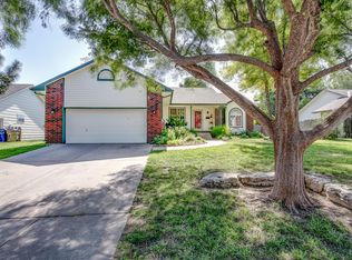4872 N Farmstead St, Wichita, KS 67220