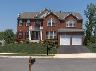 5114 Gate Post Ct, Woodbridge, VA 22193