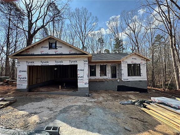 2nd image of 348 Woodland Dr