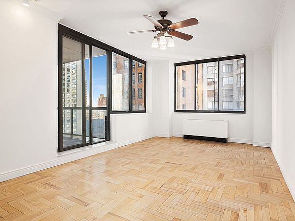4th image of 62 W 62nd St APT 21D