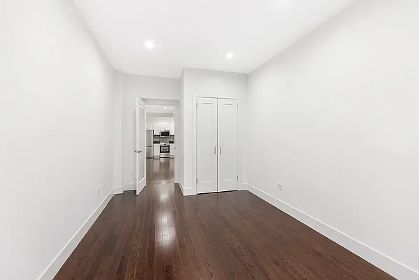 Rented by Compass | media 7