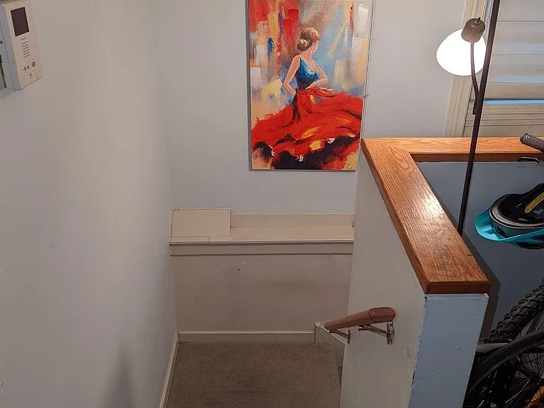 stairway to kitchen
