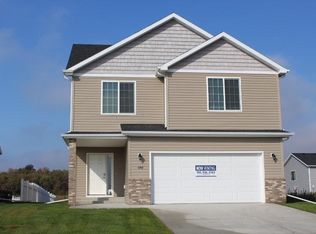 1342 6th St NW, West Fargo, ND 58078