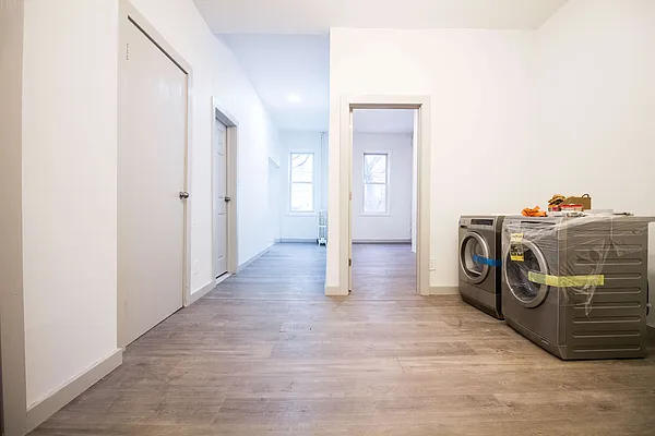 Rented by Nooklyn NYC LLC | media 14