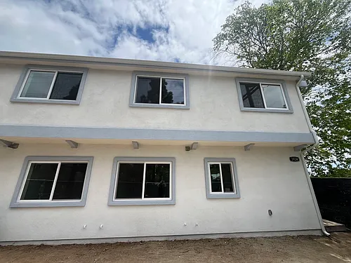 3934 Clairemont Dr Photo 1