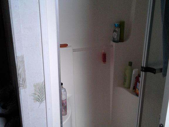 5th image of 567 Lindsey Dr