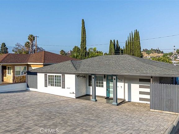 3rd image of 2468 Richelieu Ave