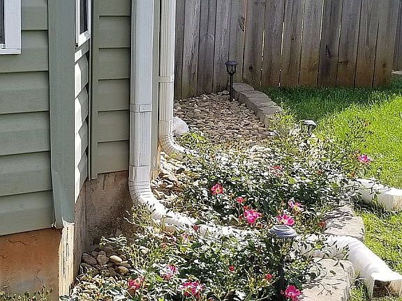 4th image of 1126 Overton Pl