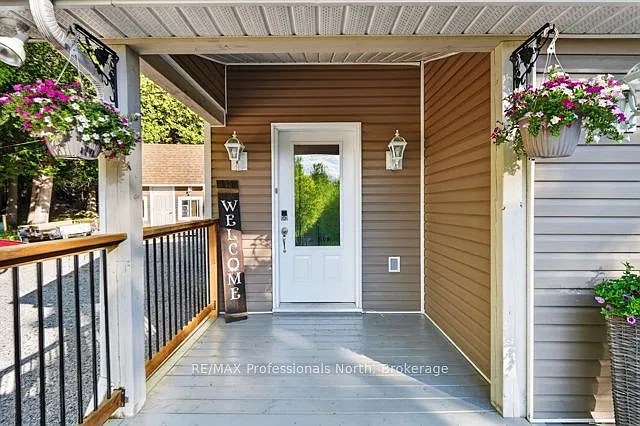 3 bed, $2,850 — Photo 2