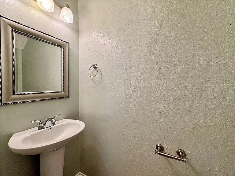 2203 Granberry Dr #A — Photo 9
