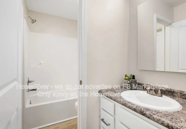 18 E Caven St — Photo 18