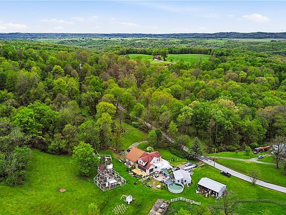 2nd image of 331 Hill Rd