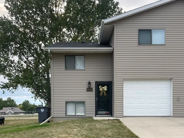 1064A Custer Dr, Washburn, ND 58577