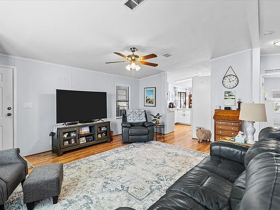 2nd image of 8506 Redbay Court