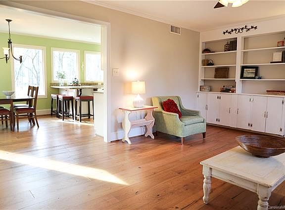 3rd image of 223 Wilby Dr
