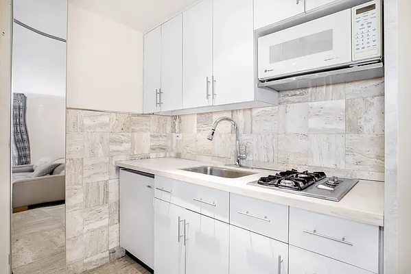 Sold by Compass | media 5