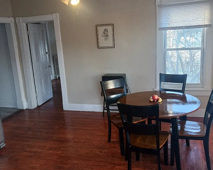 102 College Ave — Photo 7