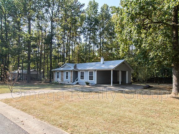 3rd image of 2404 Glenmore Ct
