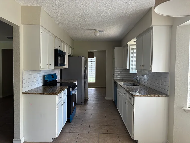 5058 Eider Dr — Photo 9